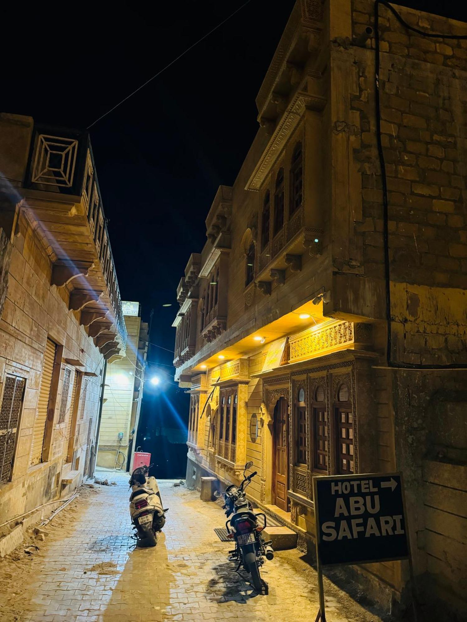 Abu Safari Jaisalmer Esterno foto